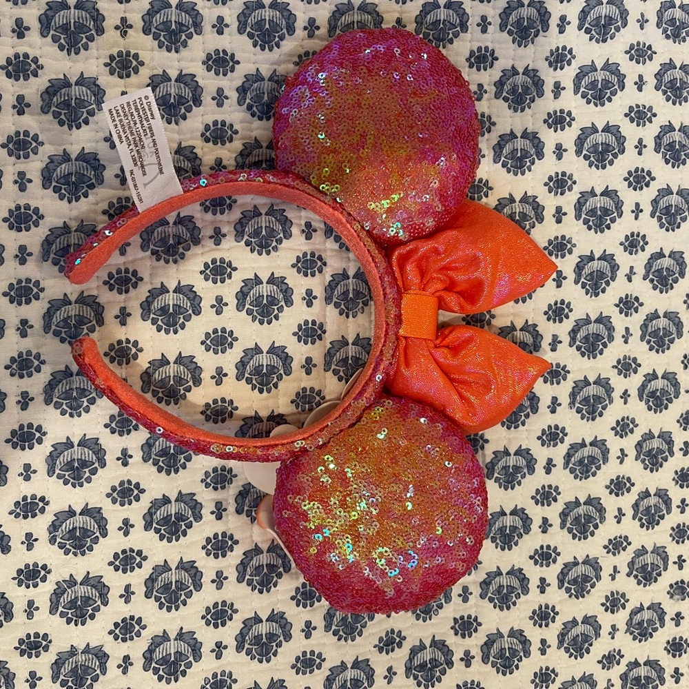 Aloha Minnie Ears - Picture 2 of 2